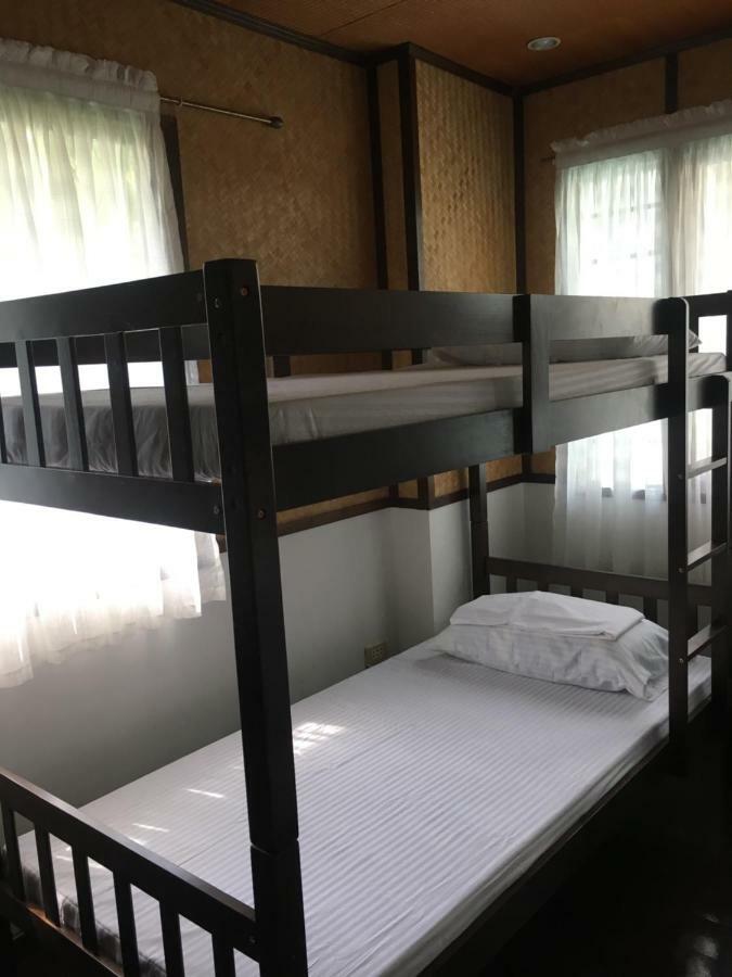 Joyful Island Hostel 막탄 외부 사진